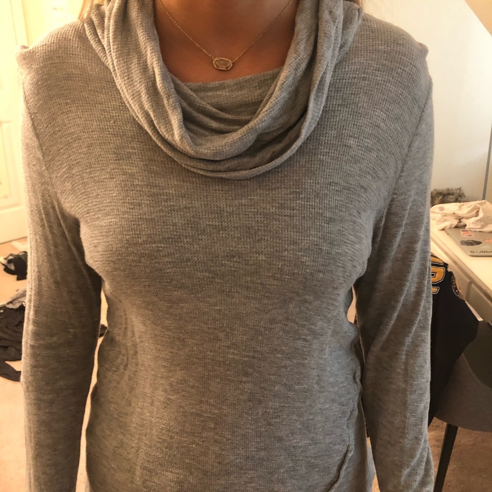 Gray loosely fit turtle neck